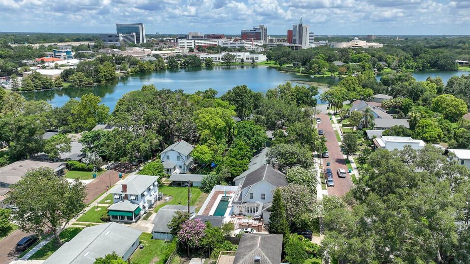 Colonialtown North from above — brick streets running down to the lake